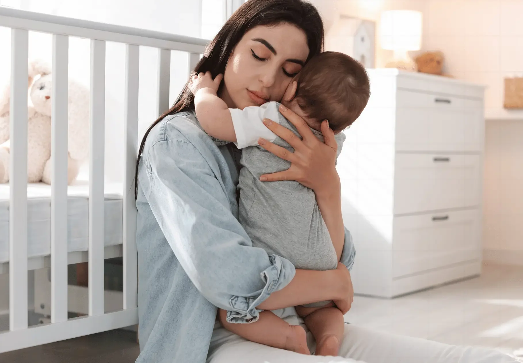 IBCLC providing postnatal lactation consulting to new mother in Perth home